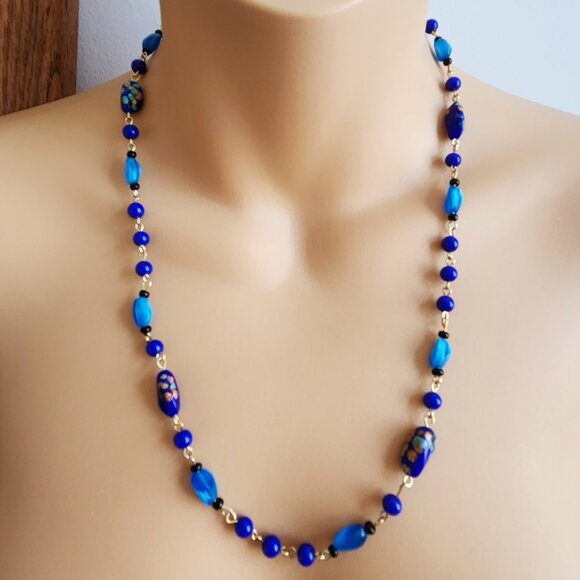 VINTAGE MURANO COBALT BLUE MILLEFIORI GLASS BEADS NECKLACE AND EAR RINGS SET - Picture 6 of 6